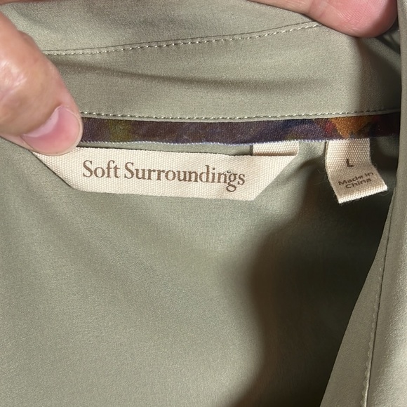 Soft Surroundings Go Lively Parachute Green Button Down Top Womens Size L - Picture 11 of 12
